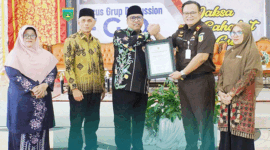 Walikota Hendri Arnis dan Kajari Padang Panjang, Adhi asetil Prabowo di FGD 