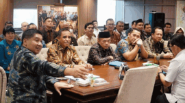 Gubernur Al Haris bersama Bupati/Walikota se Provinsi Jambi menemui Menteri PKP Maruarar Sirait.
