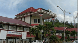 Sekretaris Daerah Kota Sungai Penuh, Alpian, melakukan pergeseran pegawai di RSU MHA Thalib untuk meningkatkan mutu layanan kesehatan.