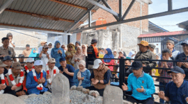 Wako Alfin di makam nenek moyang mangku bumi luhah singapi putih.
