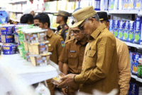 Wakil Wali Kota Sungai Penuh Azhar Hamzah melakukan sidak pasar