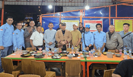 Wali Kota Sungai Penuh Alfin dan Wakil Wali Kota Azhar Hamzah memimpin rapat koordinasi persiapan Sholat Idul Fitri 1447 H