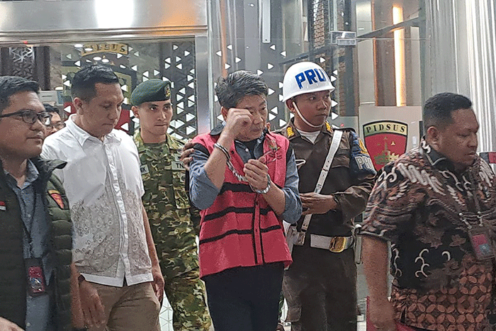 Kejaksaan Agung (Kejagung) menetapkan Samin Tan (ST) sebagai tersangka dalam perkara dugaan tindak pidana korupsi terkait penyimpangan pengelolaan pertambangan PT Asmin Koalindo Tuhup (AKT) di Kabupaten Murung Raya, Kalimantan Tengah, periode 2016–2025.(KOMPAS.com/Fristin Intan Sulistyowati )