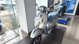 Jarang Dibahas Tapi Memikat! Vespa Primavera S Grey 2026 Hadir dengan Kombinasi Warna Unik dan Desain Ikonik /Tangkap layar YouTube iBajo Channel