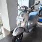 Jarang Dibahas Tapi Memikat! Vespa Primavera S Grey 2026 Hadir dengan Kombinasi Warna Unik dan Desain Ikonik /Tangkap layar YouTube iBajo Channel
