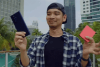 Samsung Galaxy Z Fold 7 Resmi Rilis: Desain Lebih Tipis (YouTube GadgetIn) /