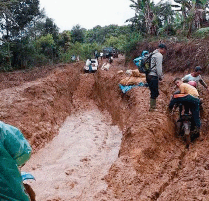 Kondisi jalan di Desa Renah Pemetik