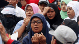 Massa honorer unjuk rasa menuntut diangkat menjadi CPNS. Ilustrasi Foto: dok. JPPN.Com