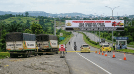 ilustrasi pembatasan jam operasional angkutan