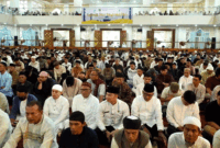 Jemaah Salat Idul Dari di Masjid Nurul 'Ilmi Isla. Ik Centre Padang Panjang.