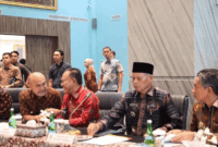 Wakil Wali Kota Sungai Penuh, Azhar Hamzah, menghadiri Rapat Umum Pemegang Saham Luar Biasa (RUPSLB) PT Bank Pembangunan Daerah Jambi di Kota Jambi