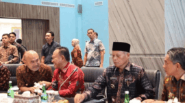Wakil Wali Kota Sungai Penuh, Azhar Hamzah, menghadiri Rapat Umum Pemegang Saham Luar Biasa (RUPSLB) PT Bank Pembangunan Daerah Jambi di Kota Jambi