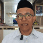 Kepala Biro Kesejahteraan Rakyat (Kesra) Setdaprov Sumbar, Edi Dharma, saat diwawancarai di Kantor Gubernur Sumbar, Senin (27/4/2026). Ia menyebut Pemprov Sumbar menargetkan minimal 100 hewan kurban yang akan didistribusikan ke daerah terpencil hingga wilayah terdampak bencana.