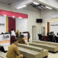 LAYANAN PULIH-Suasana di meja antrean Bank Jambi, Selasa (28/04/2026).
