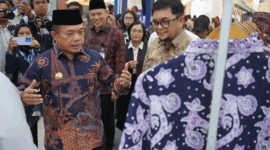 Gubernur Jambi, Dr. H. Al Haris, S.Sos, MH, mengajak masyarakat di Provinsi Jambi untuk membumikan atau memperkuat ekonomi syariah. 