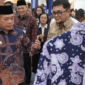 Gubernur Jambi, Dr. H. Al Haris, S.Sos, MH, mengajak masyarakat di Provinsi Jambi untuk membumikan atau memperkuat ekonomi syariah. 
