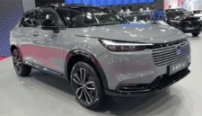 Honda HR-V Facelift: Perpaduan Mewah Glass Panoramic Roof (YouTube crospotter13) /