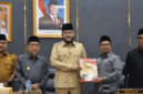 Setelah disahkan LKPj Walikota Padang disahkan DPRD.
