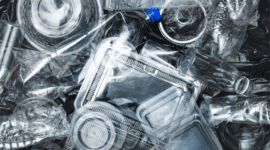 Ilustrasi sampah plastik (freepik).