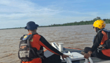 Tim Basarnas Jambi saat melakukan pencarian (ANTARA/Humas Basarnas Jambi)