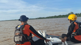 Tim Basarnas Jambi saat melakukan pencarian (ANTARA/Humas Basarnas Jambi)