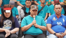 Walikota Hendri Arnis (tengah).