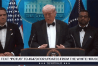 Presiden Amerika Serikat, Donald Trump. Tangkap layar YouTube The White House menampilkan Presiden AS Donald Trump menyampaikan pidato setelah insiden jamuan makan malam koresponden Gedung Putih, Sabtu 25 April 2026. Donald Trump mengungkap identitas dan foto pelaku penembakan di acara makan malam koresponden Gedung Putih. 