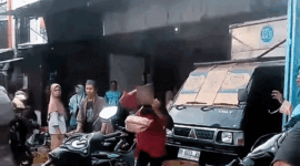 sumber foto: tangkapan layar facebook