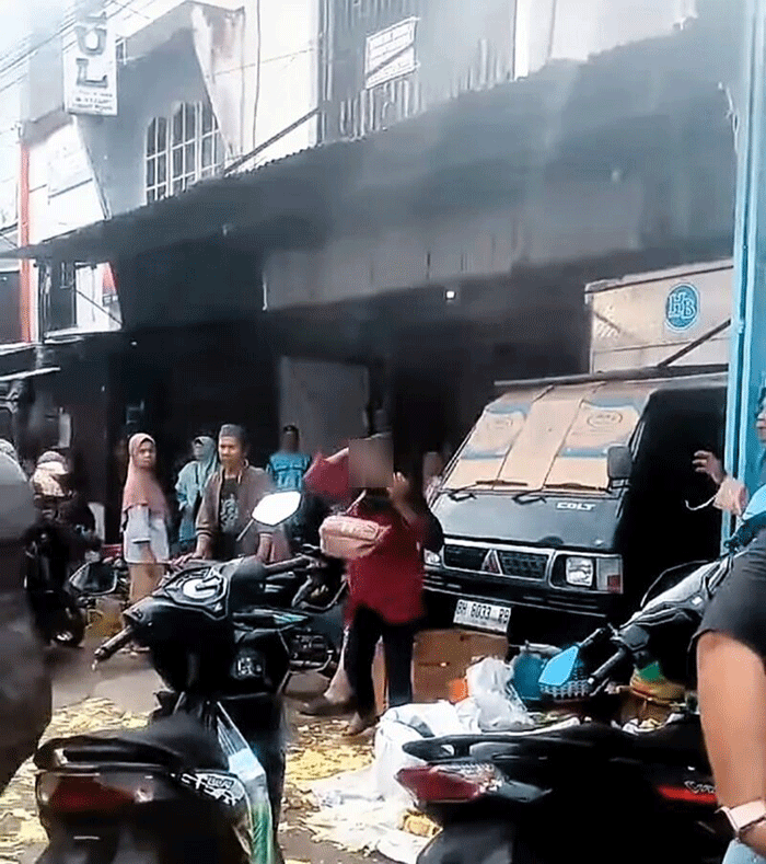 sumber foto: tangkapan layar facebook