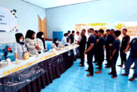 pelaksanaan tes urine massal terhadap warga binaan dan petugas