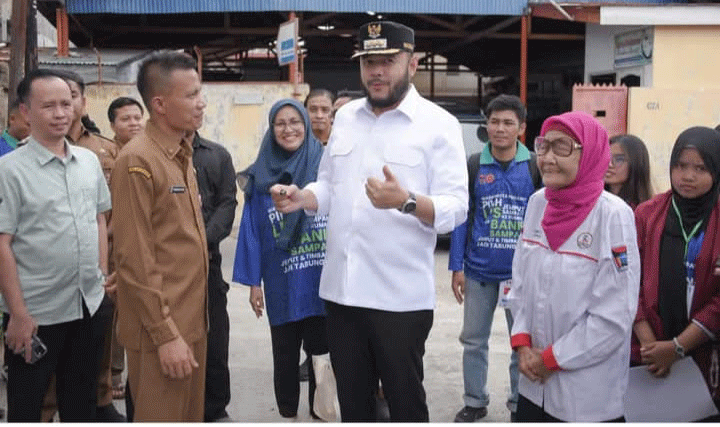 Fadly Amran, Walikota Padang bersama masyarakat