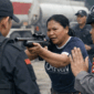 ilustrasi gambar Istri pelangsir BBM di Bungo ancam polisi pakai senapan angin