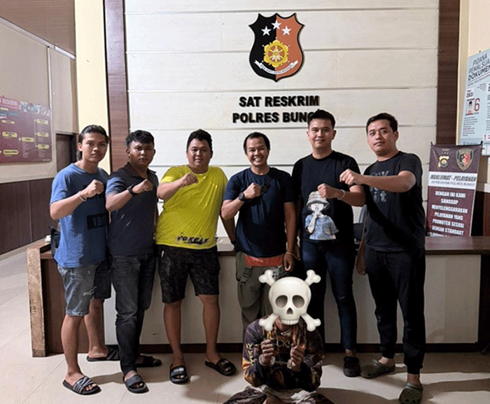 Polisi berhasil menangkap pelaku pembakar mobil di Bungo.-ist/jambi-independent.co.id-