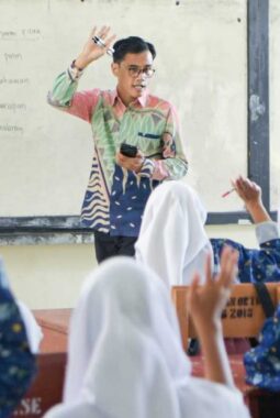 Kabar Baik! Guru Bisa Dapat 6 Sumber Penghasilan di 2026