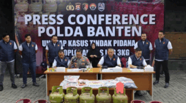 Foto: Polda Banten mengungkap penyalahgunaan elpiji subsidi 3 kg. (Arief Ikhsanudin/detikcom)