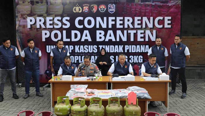 Foto: Polda Banten mengungkap penyalahgunaan elpiji subsidi 3 kg. (Arief Ikhsanudin/detikcom)