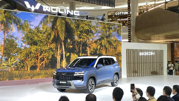 Wuling Eksion meluncur di Indonesia. Foto: (Ridwan Arifin/detikOto)