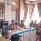 Walikota Sungai Penuh Alfin memimpin rapat pemantapan pelaksanaan ibadah qurban Pemerintah Kota Sungai Penuh 1447 Hijriah/2026