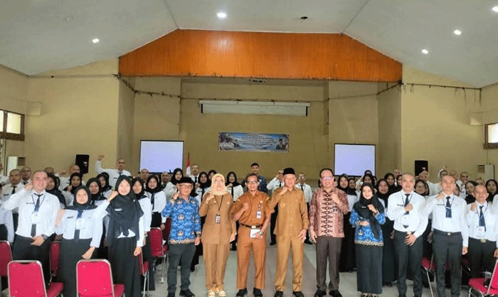 Wawako Azhar Hamzah membuka Latsar CPNS Pemkot Sungai Penuh 2026 di BPSDM Provinsi Jambi.