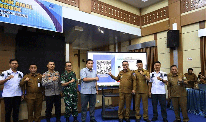 Wali Kota Sungai Penuh Alfin resmi meluncurkan program digitalisasi kotak amal dengan sistem QR Barcode untuk mempermudah sedekah dan meningkatkan transparansi dana umat.