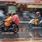Ilustrasi pengendara motor saat hujan(KOMPAS.com/STANLY RAVEL)