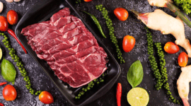 Ilustrasi daging sapi. (DOK. Magnific.com/jcomp.)