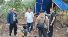 Jajaran Polsek Kumpeh Ilir menggerebek sarang sabu, menangkap satu pelaku dan menyita puluhan paket siap edar. 