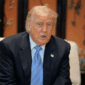 Presiden AS Donald Trump berbicara dalam pertemuan dengan Presiden China Xi Jinping di sela-sela kunjungan ke Taman Zhongnanhai di Beijing, China (15/5/2026). Foto: Evan Vucci/REUTERS