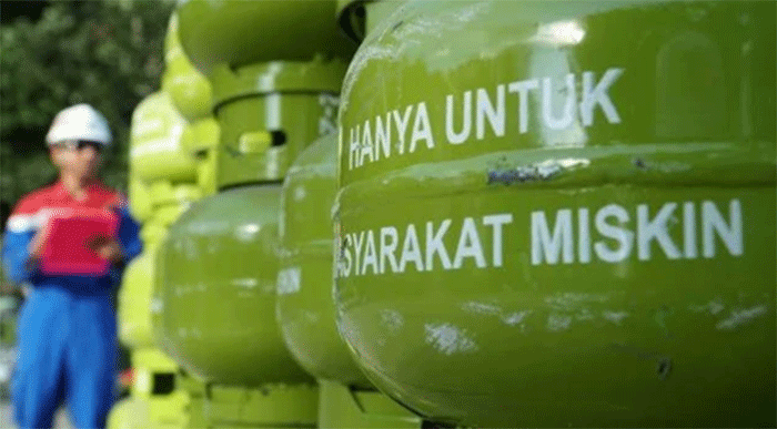 Pertamina Patra Niaga memperluas pembelian LPG 3 kg secara digital. Tapi pembeli manual tetap dilayani. Foto: Pertamina Patra Niaga
