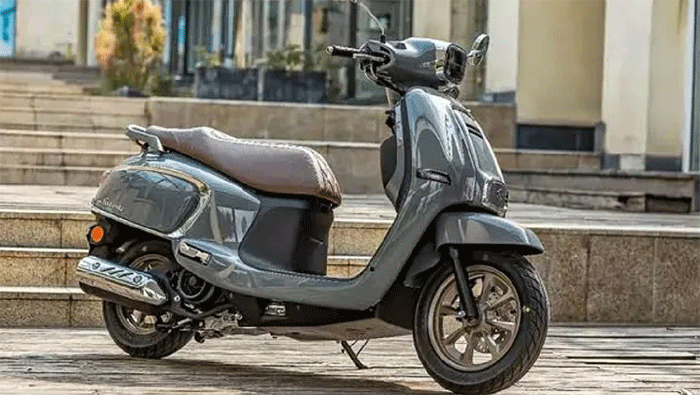 Suzuki rilis Soltanto 125, skutik retro mewah harga Rp 21 Jutaan saingi Scoopy. /

