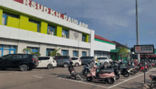 RSUD KH Daud Arif Kuala Tungkal di Kabupaten Tanjung Jbaung Barat (Tanjabbar), Jambi. Kemenkes ke rumah sakit daerah terkait meninggalnya dokter internship bernama Myta Aprilia Azmi. 