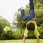 ilustrasi freestyle handstand 