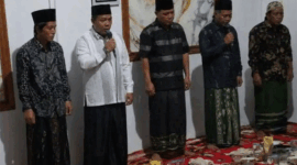 Warga di Tanco, Kabupaten Kerinci, melakukan Butale Haji. Ini merupakan nyanyian haru masyarakat Kerinci dalam mengantarkan tamu Allah menuju Tanah Suci. 