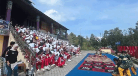 Sebanyak 300 siswa SMAN 6 Kerinci melukis massal di Museum Kerinci guna menumbuhkan kecintaan terhadap budaya dan sejarah daerah.Kegiatan ini digelar Sabtu (9/5/2026). 